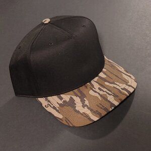 Mossy Oak Camouflage Outdoor Hunting Camo Casual Snapback Baseball Style Cap